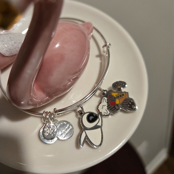 Alex and Ani Jewelry - Alex & Ani Wall-E & Eve Bracelet NWOT